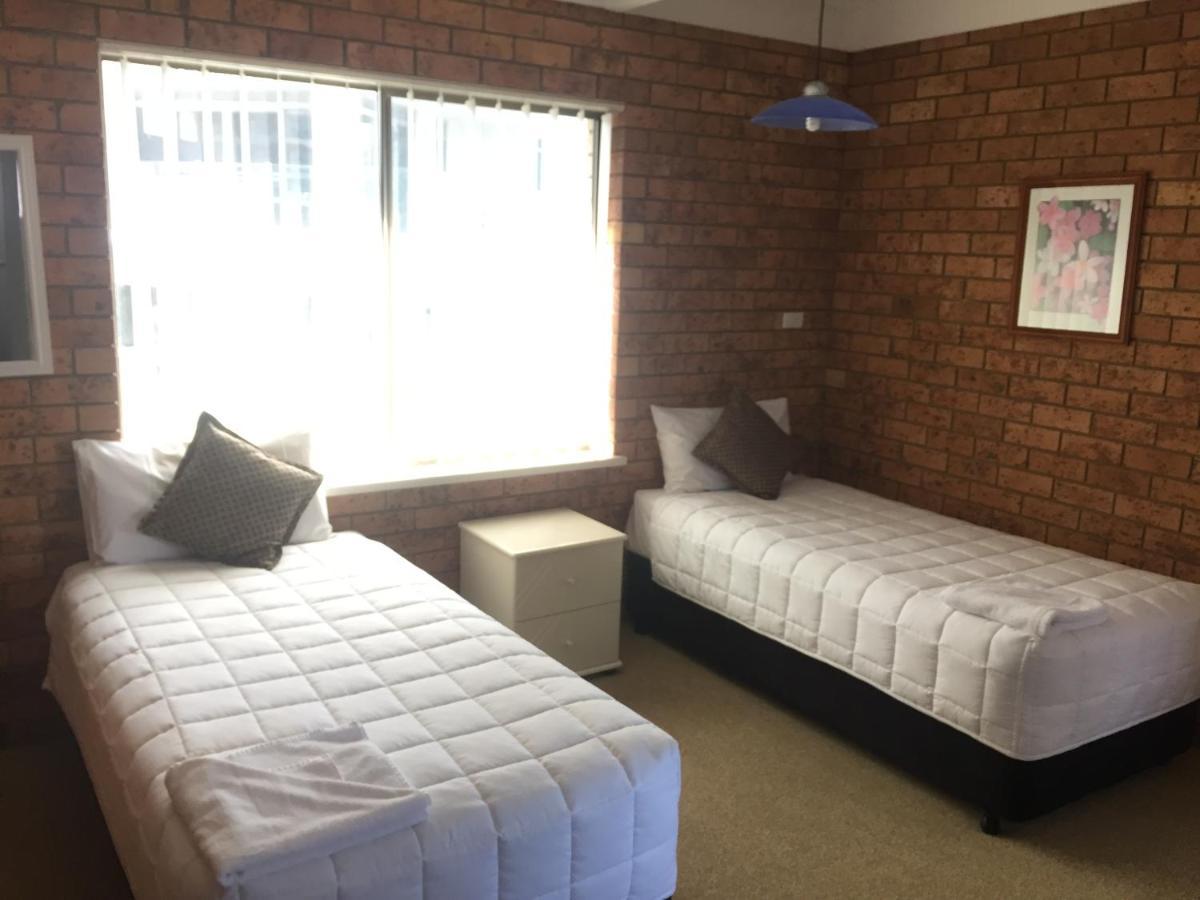 Golden Sands Motor Inn Forster Buitenkant foto