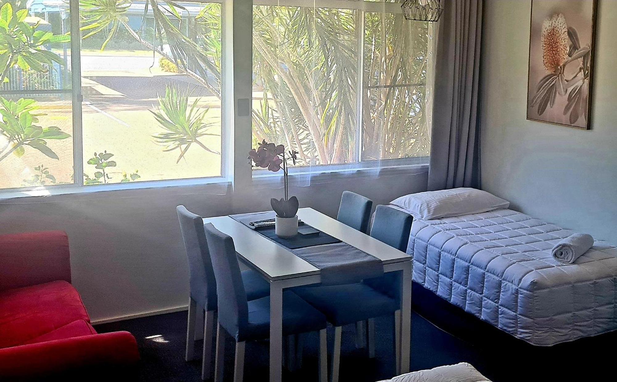 Golden Sands Motor Inn Forster Buitenkant foto